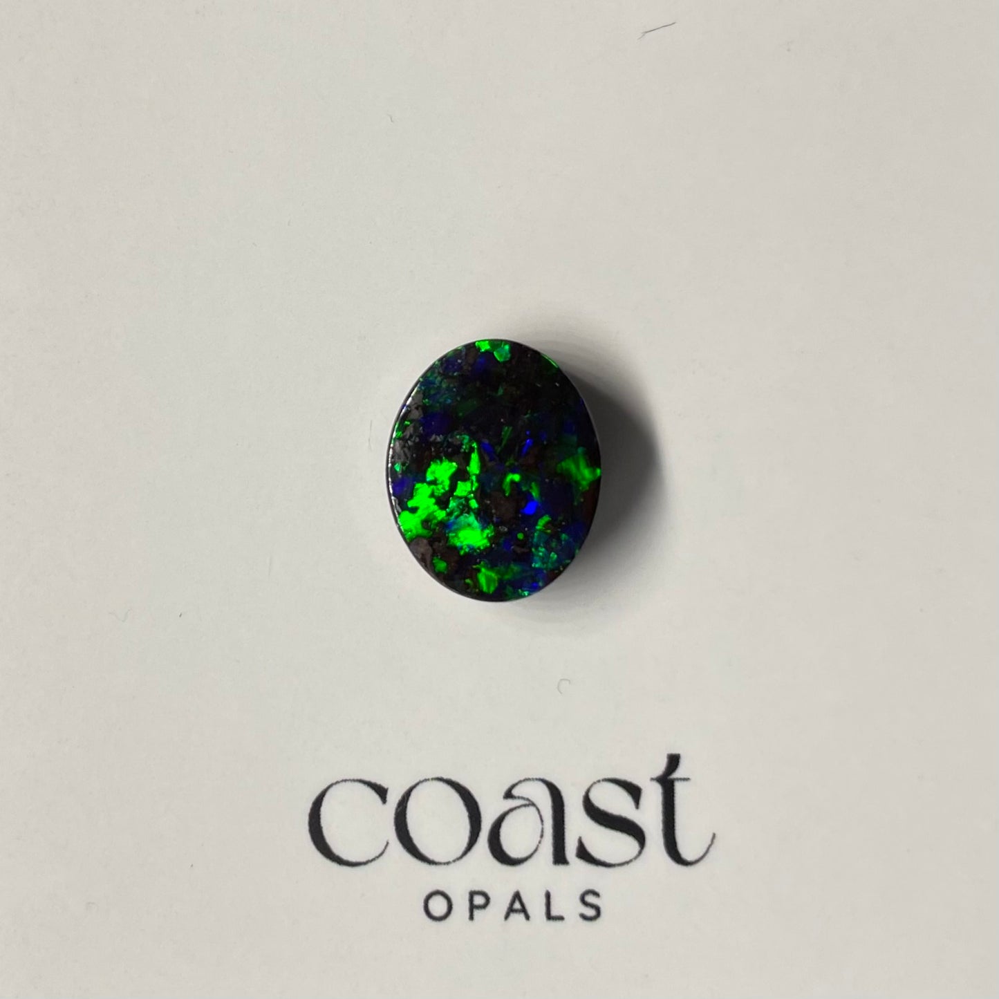Green calibrated boulder opal 3.90ct