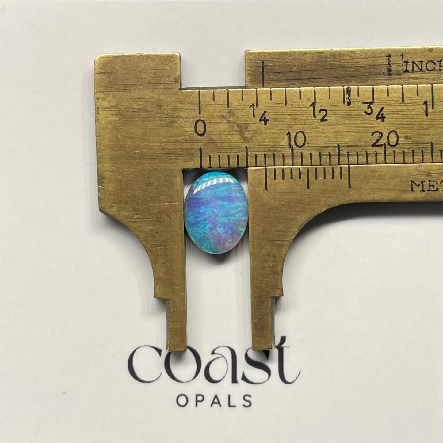 Blue calibrated boulder opal 1.90ct