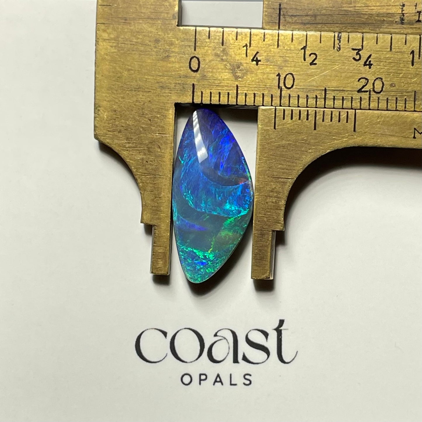 Freeform - triangle blue-green boulder opal 7.1ct