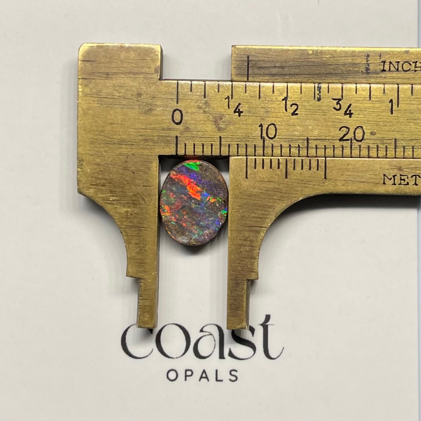 Red flash calibrated boulder opal 2.0ct