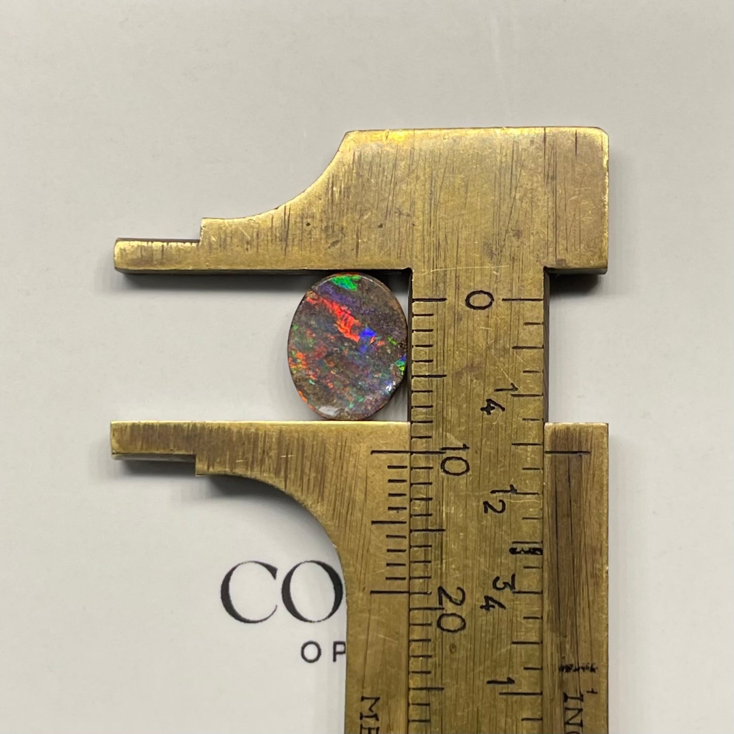 Red flash calibrated boulder opal 2.0ct