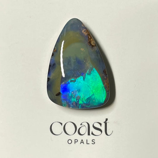 Freeform - drop, Large blue-green boulder opal 27.4ct