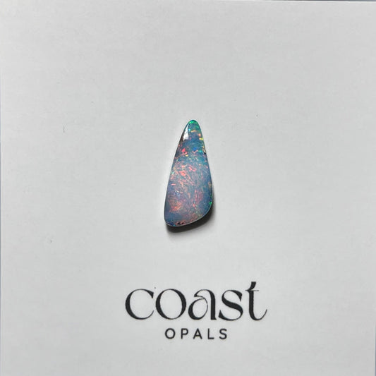 Freeform - triangle, Pink pastel boulder opal 2.5ct
