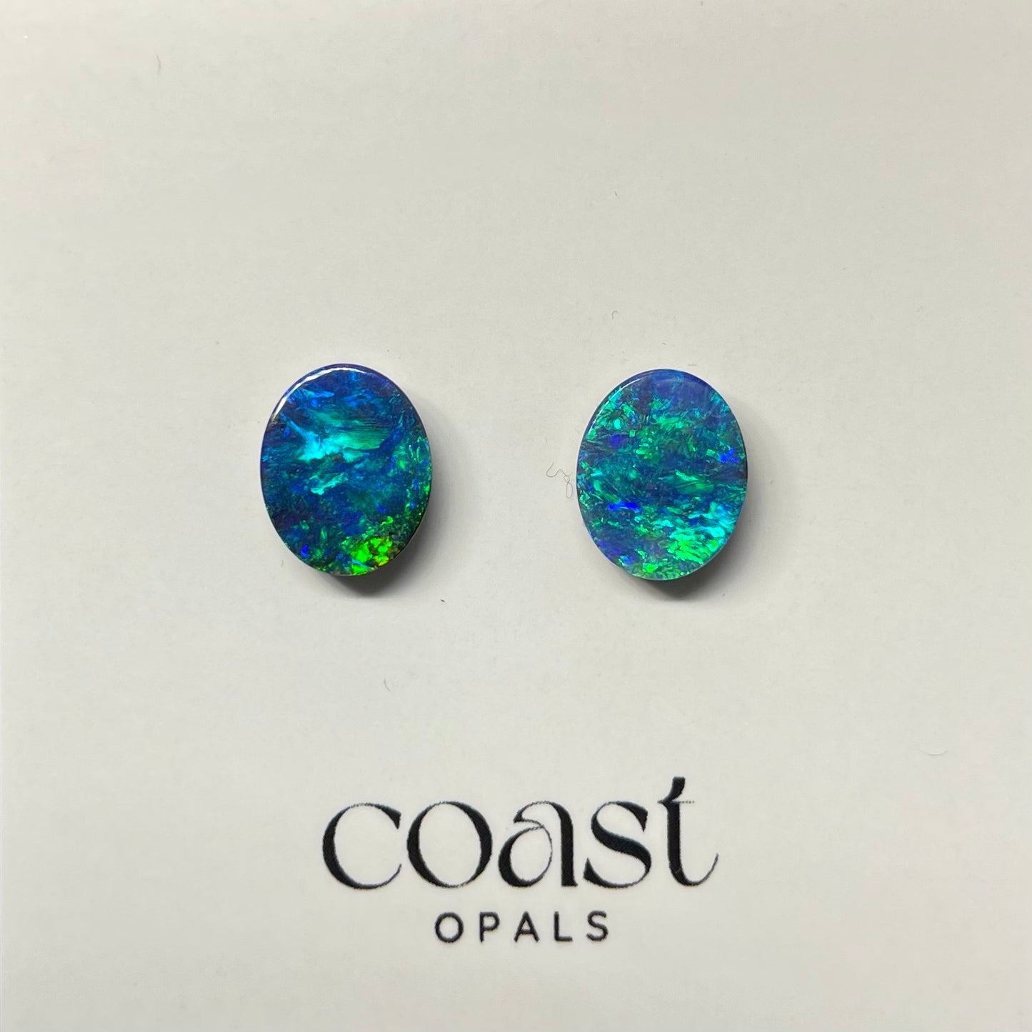 Electric blue-green boulder opal pair 4.62ct